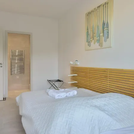 Apartment Kikiloue Sea View - 8-hectare Park - Swimming Pool - Tennis - Golf