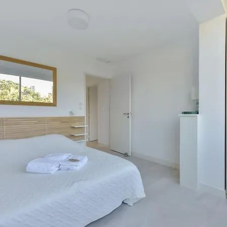 Apartment Kikiloue Sea View - 8-hectare Park - Swimming Pool - Tennis - Golf Cannes